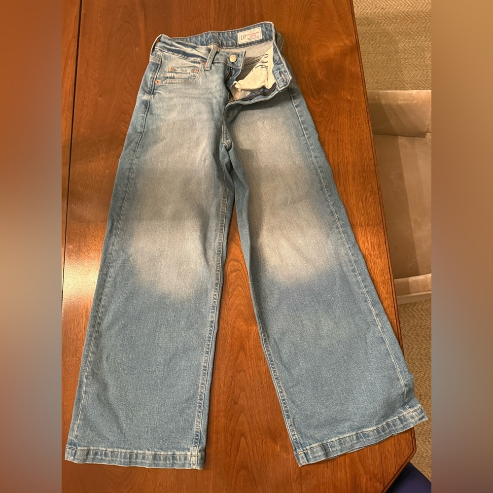 GAP Light Blue Relaxed womens Jeans